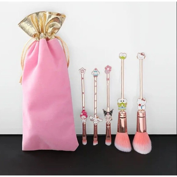 Hello Kitty 5 Piece Makeup Brush Set Metal Kuromi My Melody - Picture 2 of 4